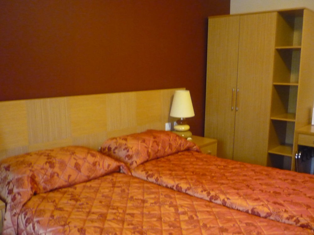קיל איירן Innisfallen Hotel מראה חיצוני תמונה