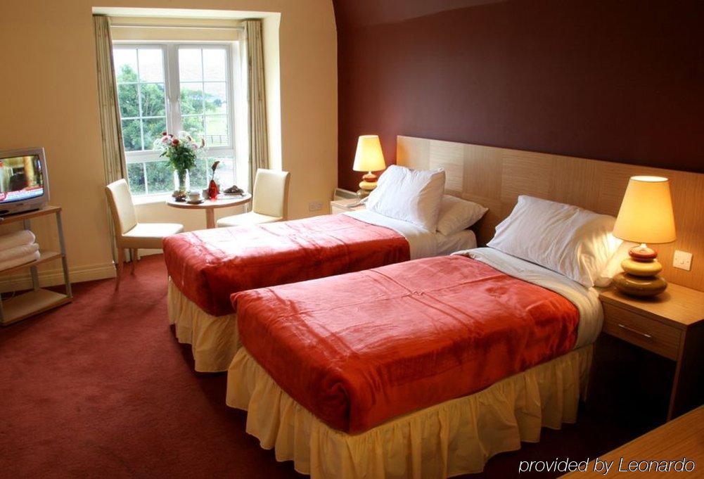 קיל איירן Innisfallen Hotel מראה חיצוני תמונה